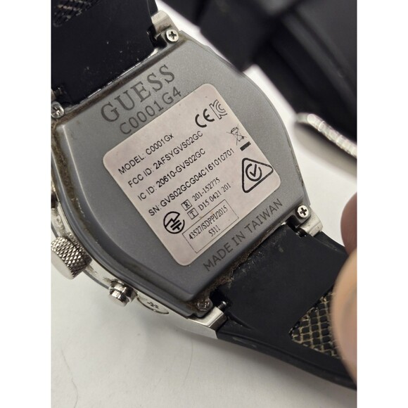 GUESS Connect Mens Analog/Digital C0001G4 Smartwatch. - Picture 6 of 6